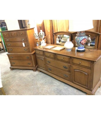 SOLD - 5 Pc. Full Ethan Allen Bedroom Set